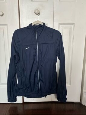 Nike Women’s Navy Full-Zip Athletic Windbreaker